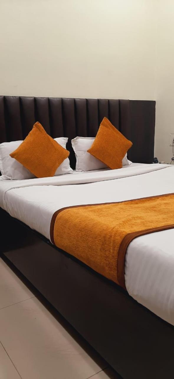 Gamharia Hotel The Avenue מראה חיצוני תמונה