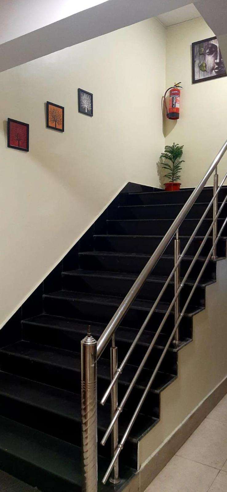 Gamharia Hotel The Avenue מראה חיצוני תמונה